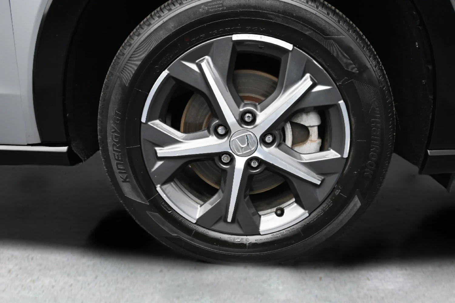 Used 2024 Silver Honda AWD EX-L image 24