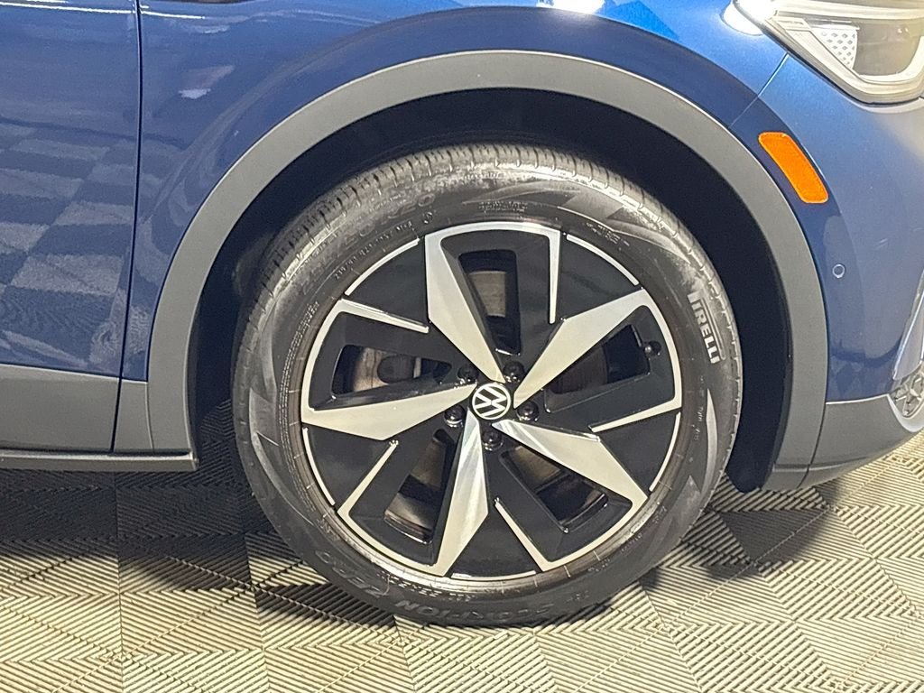 Certified Used 2023 Blue Metallic Volkswagen Pro S image 25