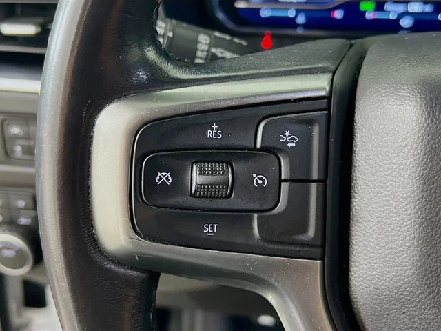 Used 2022 White Chevrolet LT image 13