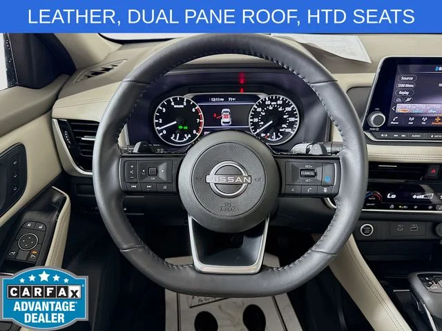 Used 2023 Red Nissan SL image 11