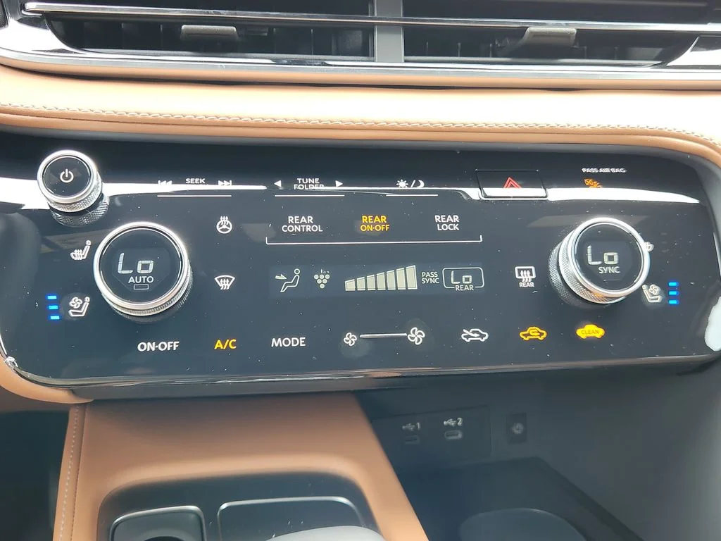 New 2027 2T MNRL BLK INFINITI Autograph AWD image 26