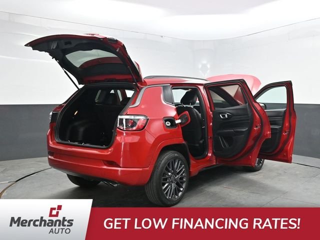 Used 2022 Red Jeep Limited image 57
