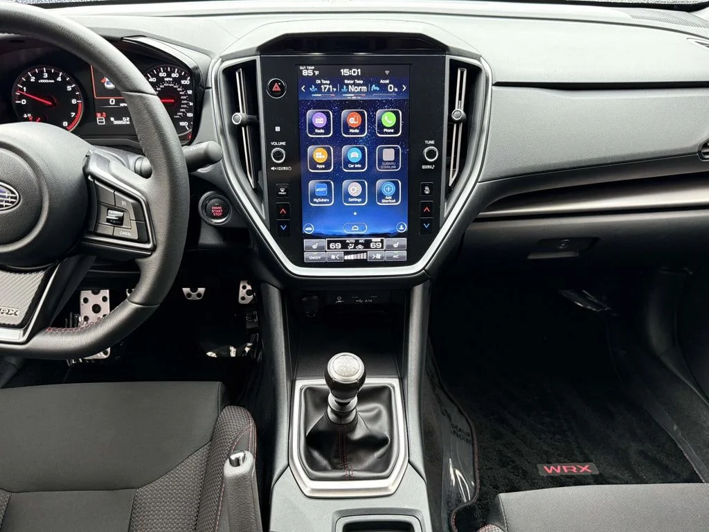 Used 2022 Blue Subaru Premium image 17
