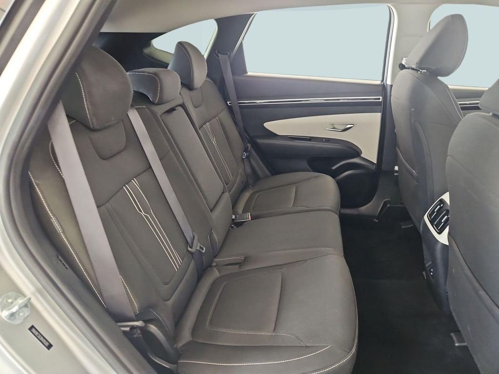 Used 2024 Silver Hyundai SEL image 27