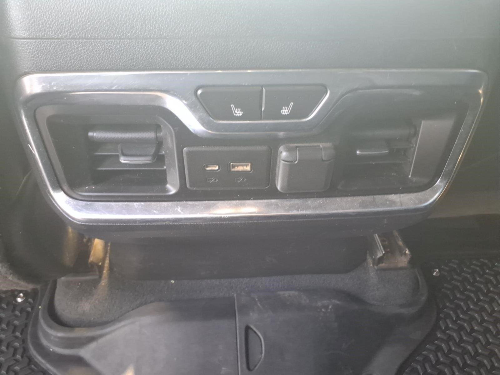 Used 2021 SUMMIT WHITE GMC AT4 image 15