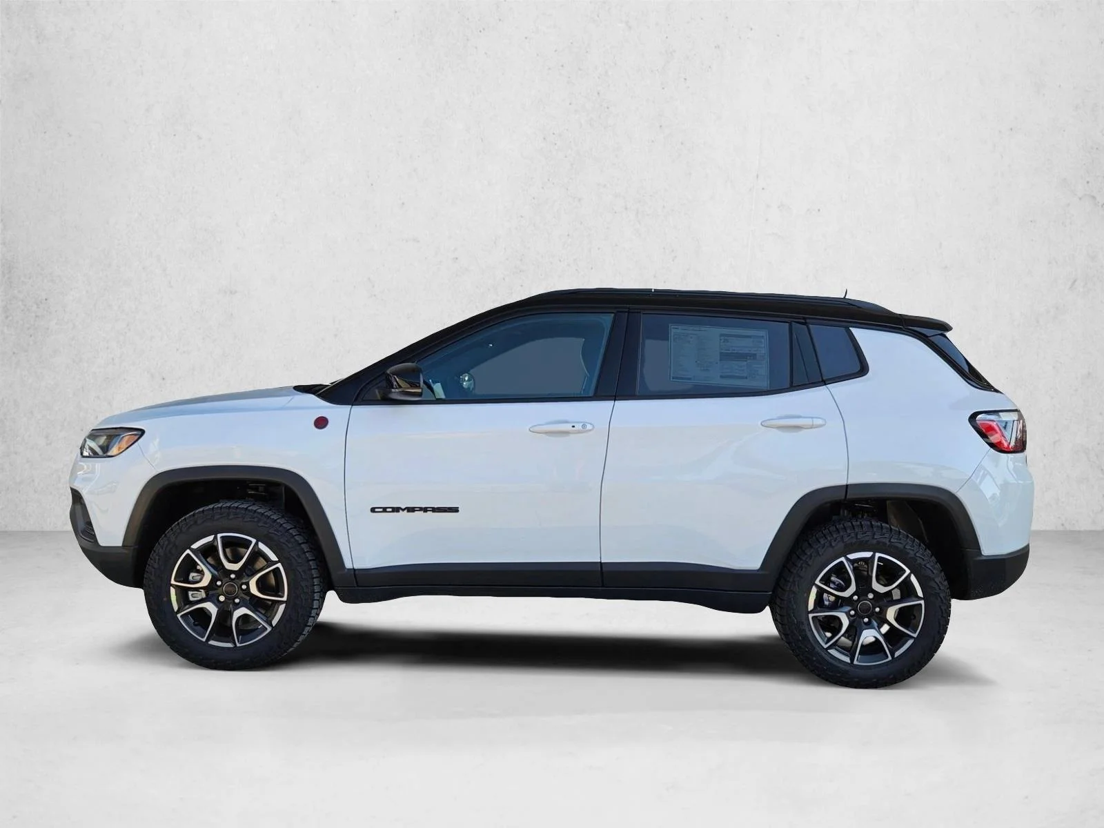 New 2026 Bright White Clear-Coat Exterior Paint Jeep Trailhawk image 5