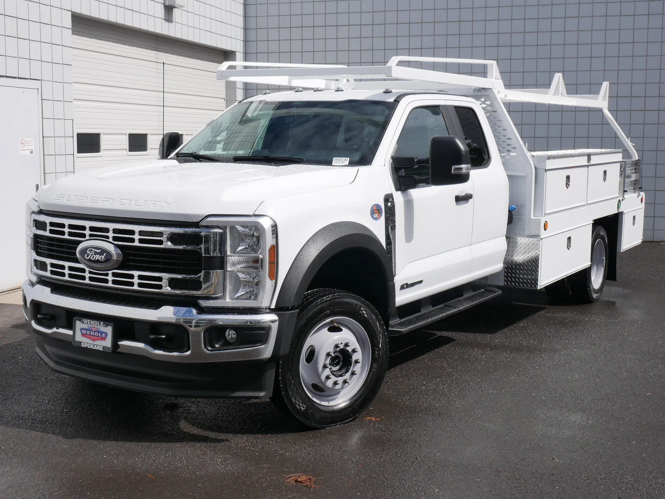 New 2025 Oxford White Ford XL image 2