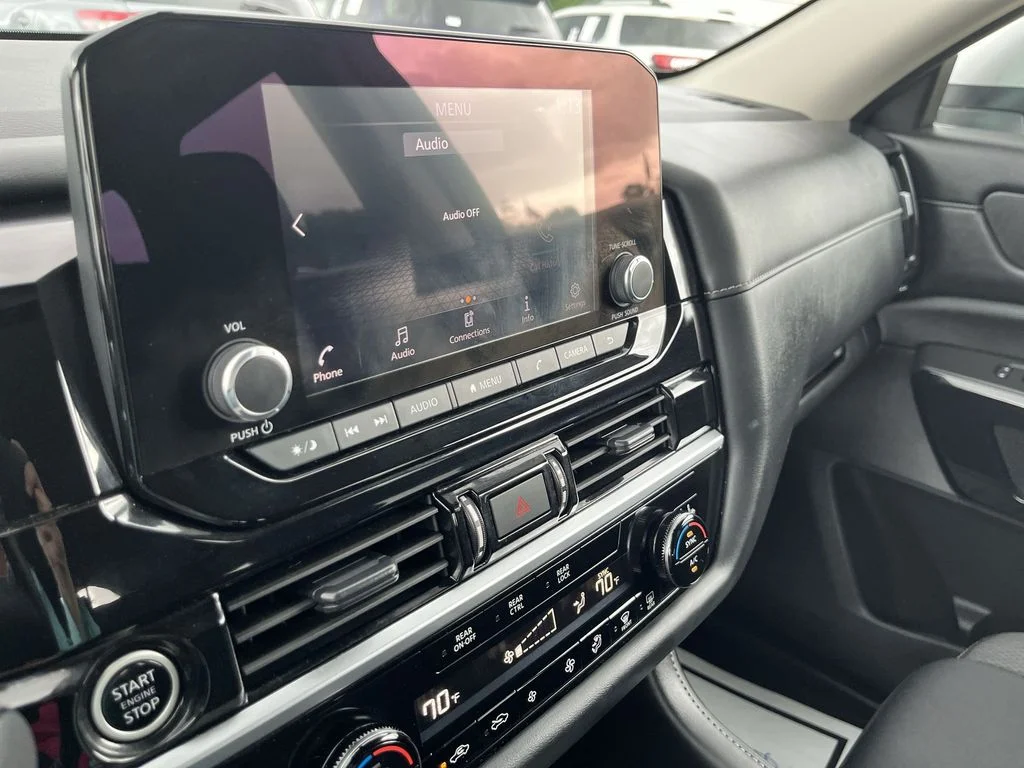 Used 2024 Silver Nissan SV image 16
