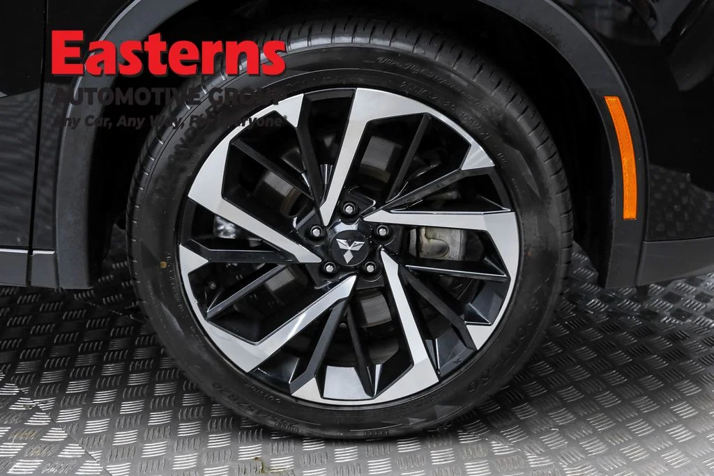 Used 2023 Black Mitsubishi SE image 30