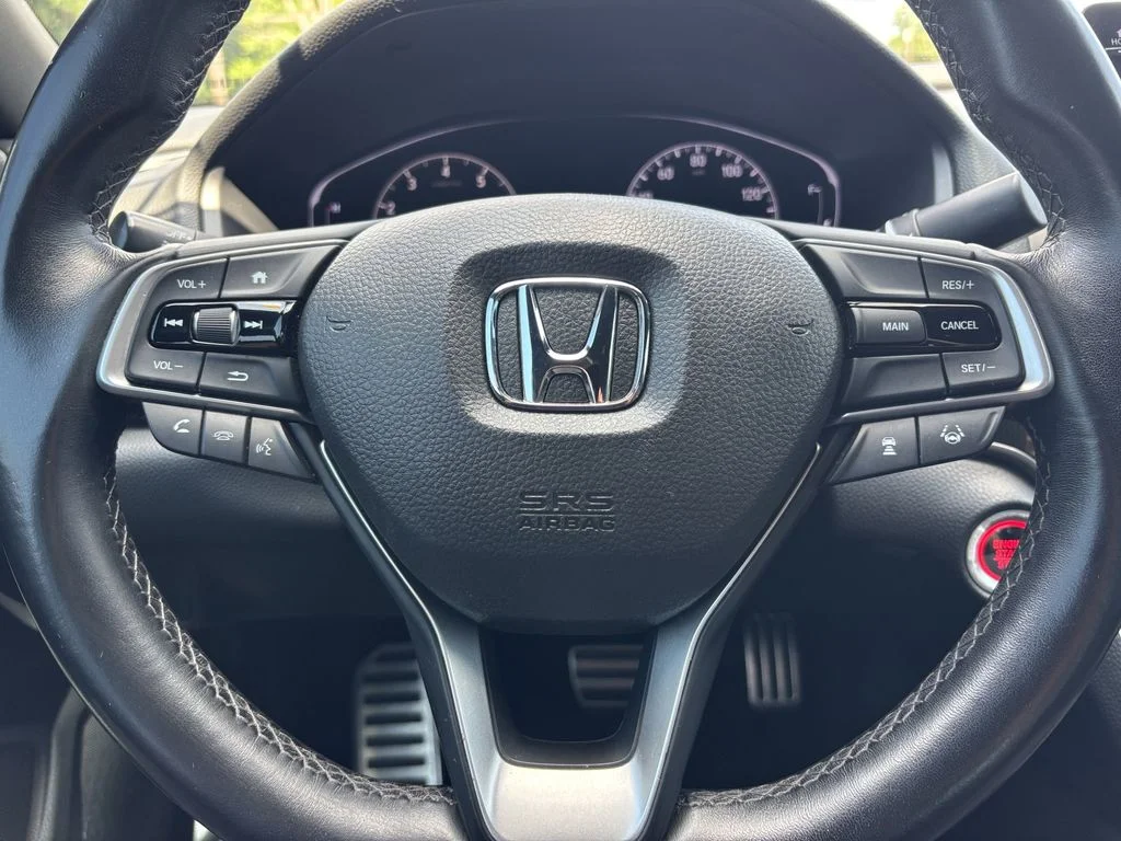 Used 2019  Honda Sport image 34