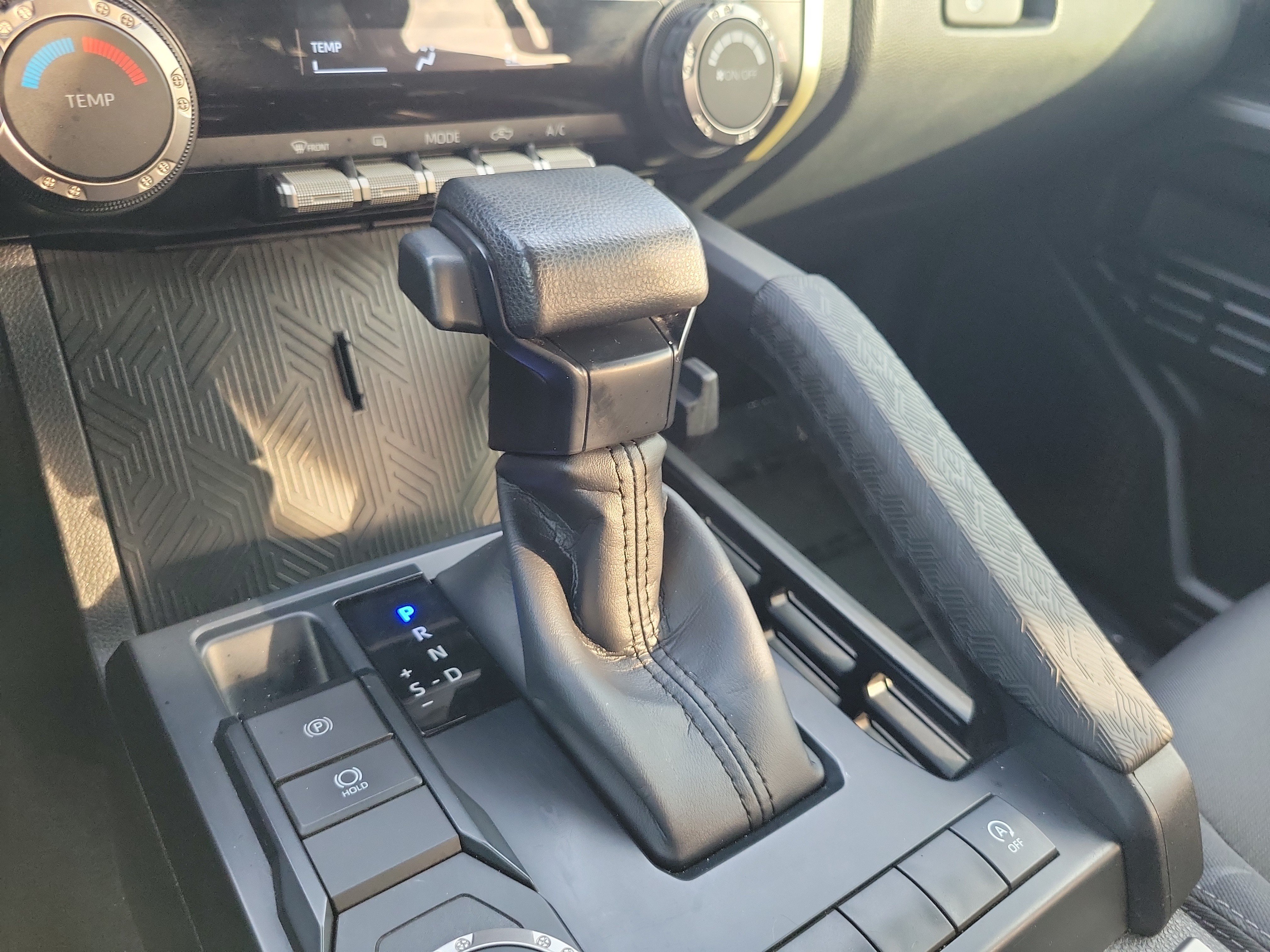 Used 2025 Ice Toyota SR5 image 21