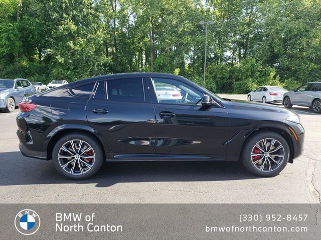 2027 BMW X6 M60i - Photo 8