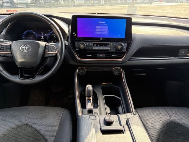 Used 2024 White Toyota MAX Limited image 21