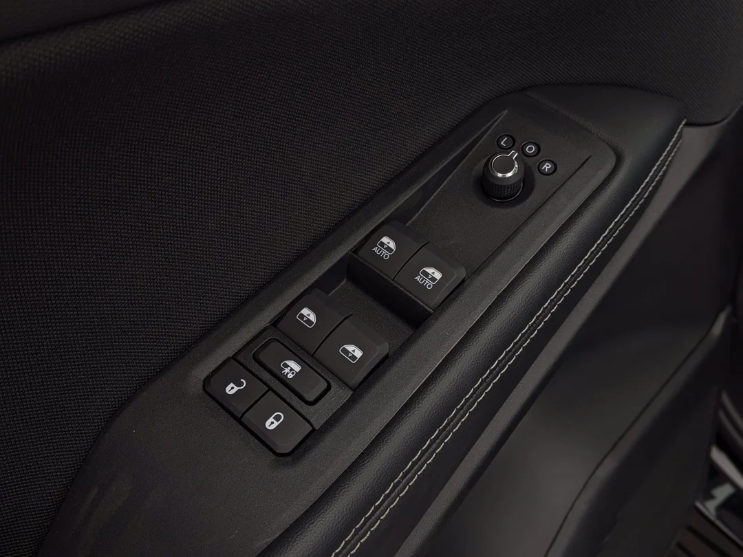 New 2026 Black Jeep Laredo - - 4x4 - 1.6L Turbo Hybrid - Uconnect 5 w/ 12.3 Screen & More! image 12