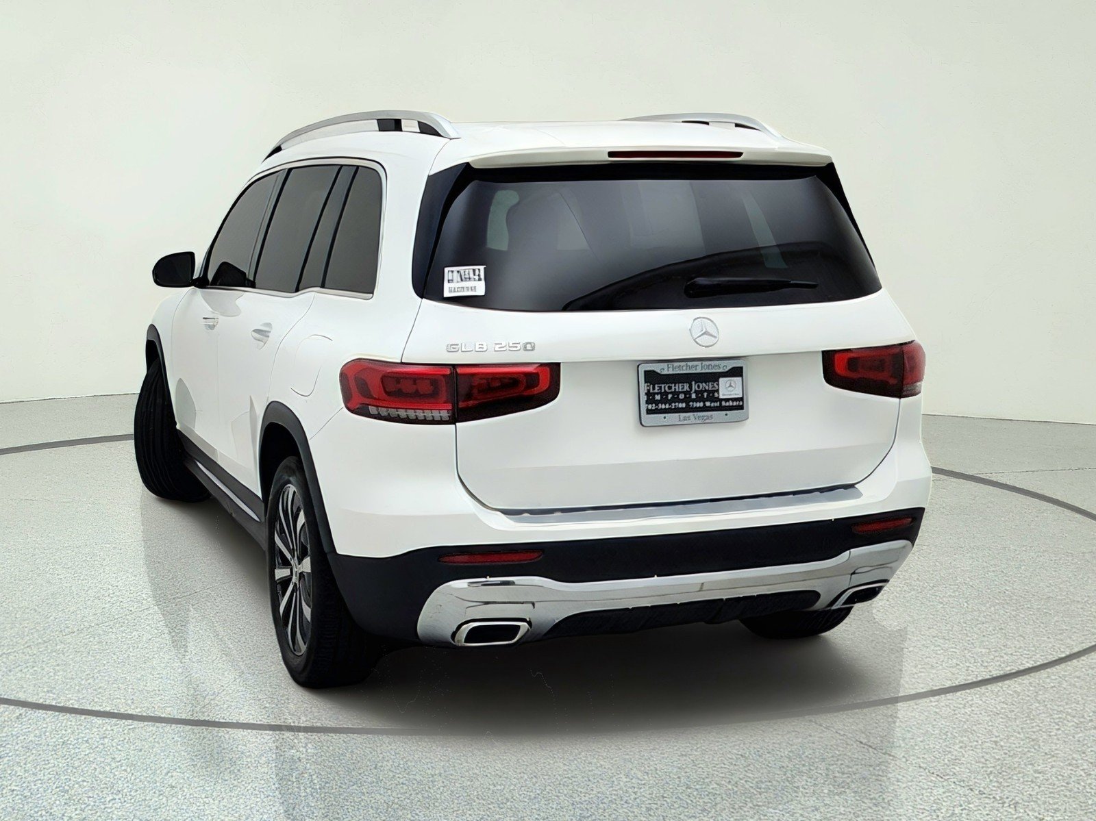 Used 2020 Polar White Mercedes-Benz GLB 250 image 11