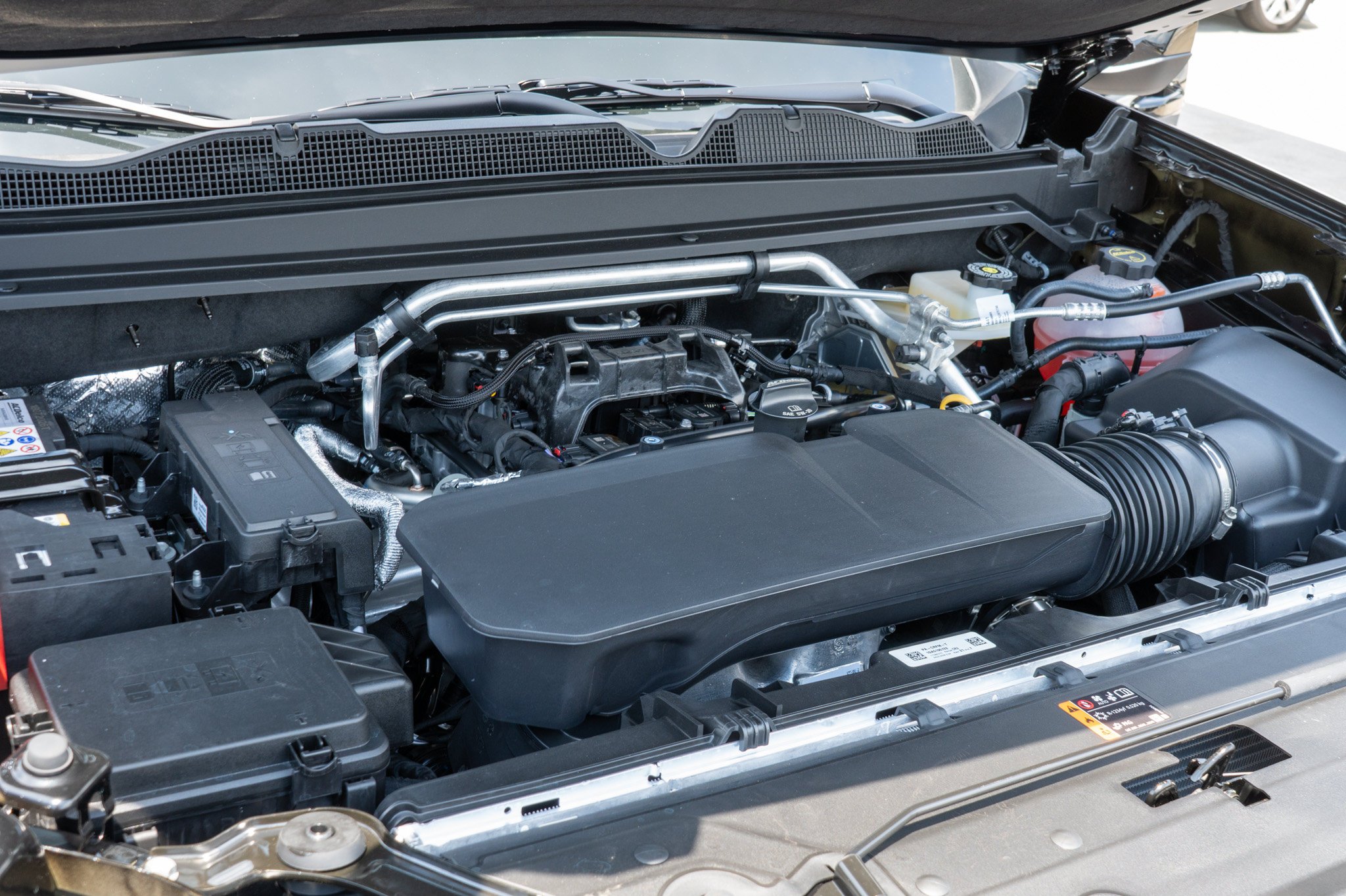 New 2026 Onyx Black GMC Elevation image 31