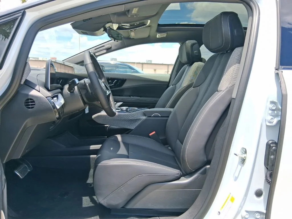 2026 Cadillac OPTIQ Sport - Photo 21