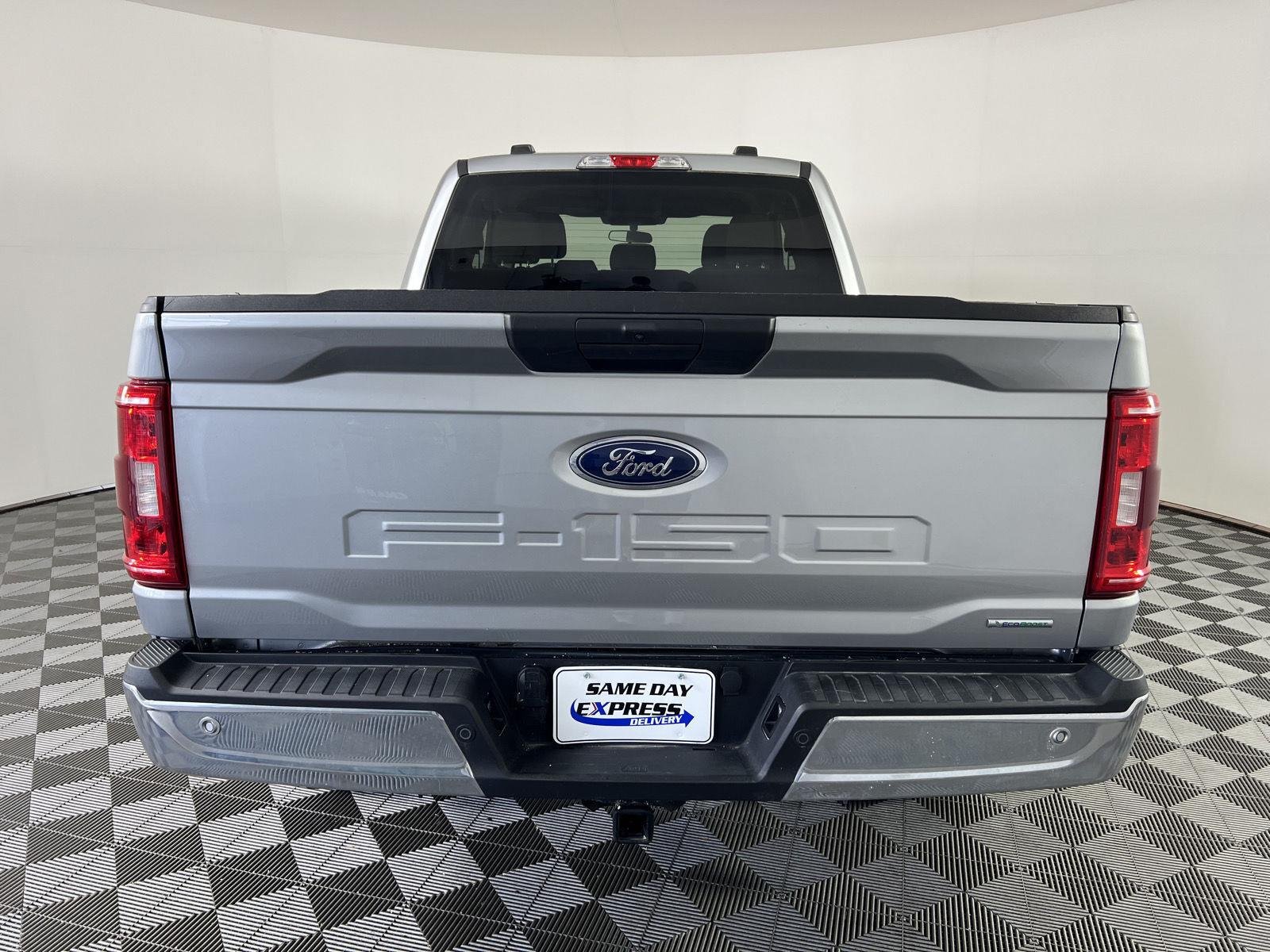 Used 2022 Iconic Silver Ford XLT image 23