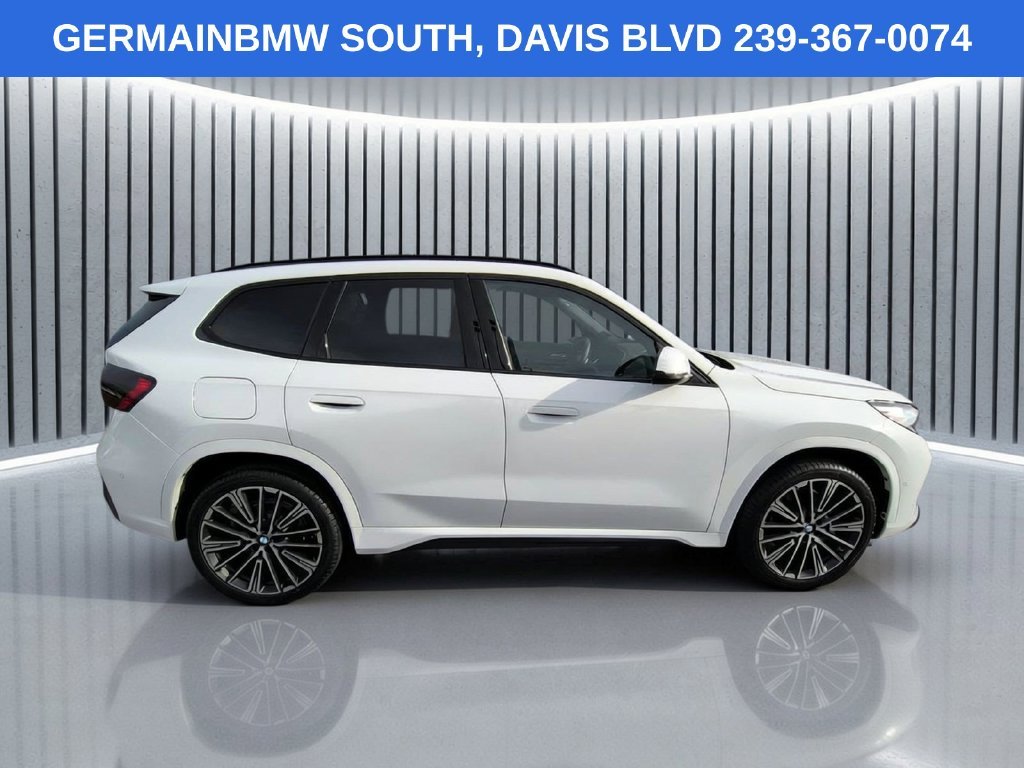 Certified Used 2026 Alpine White BMW xDrive28i image 4