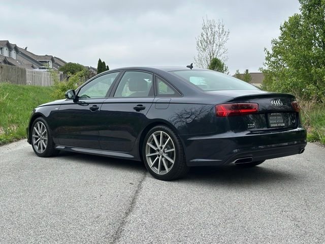 Used 2018 Moonlight Blue Audi 2.0T Premium image 9