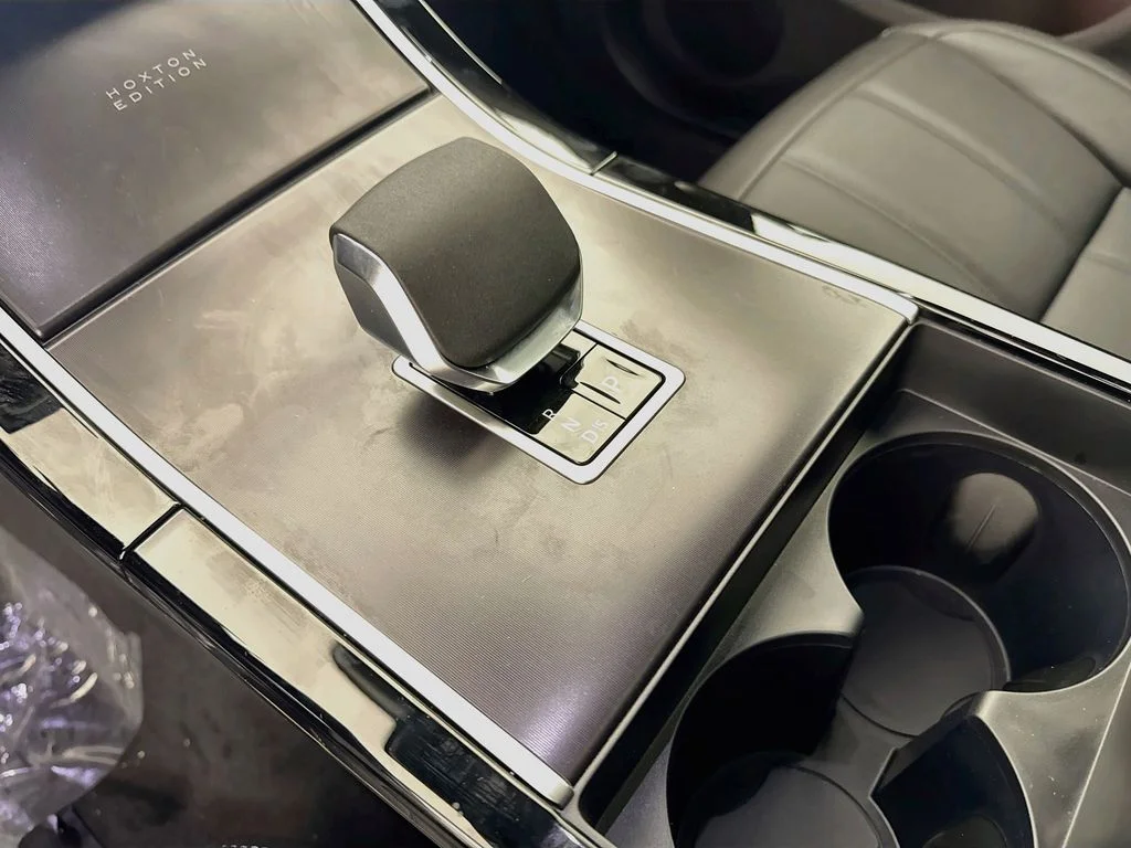 New 2026 Santorini Black Land Rover Hoxton Edition image 17