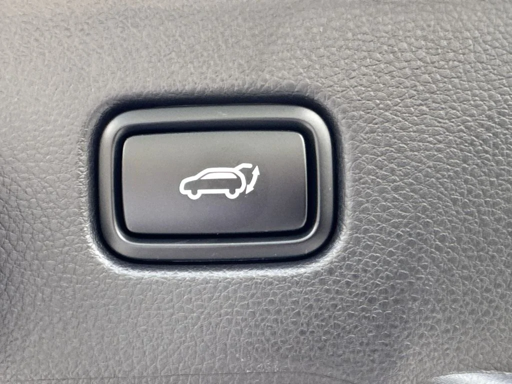 2025 Kia Seltos EX - Photo 26