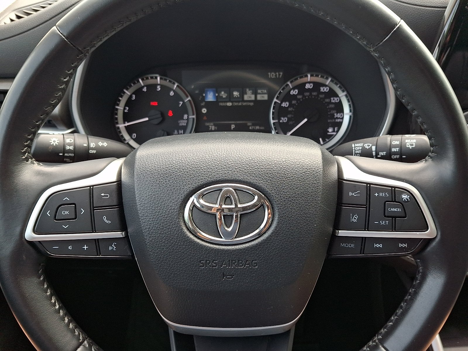 Used 2023 Wind Chill Pearl - 089 Toyota XLE image 19