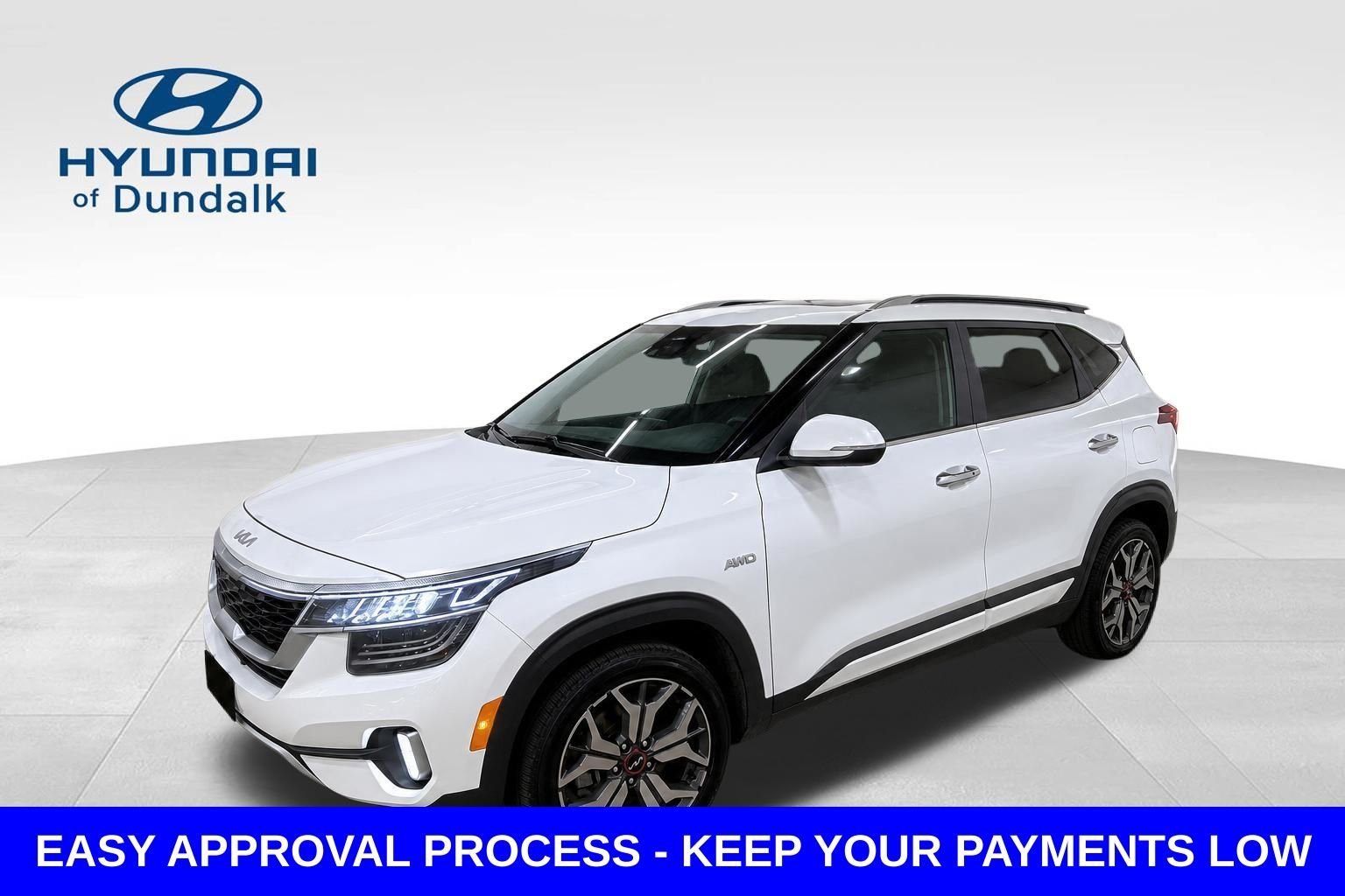 Used 2022 White Kia SX image 3