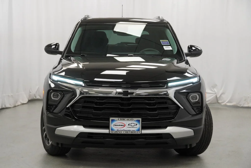 New 2026 Mosaic Black Metallic Chevrolet LT image 11
