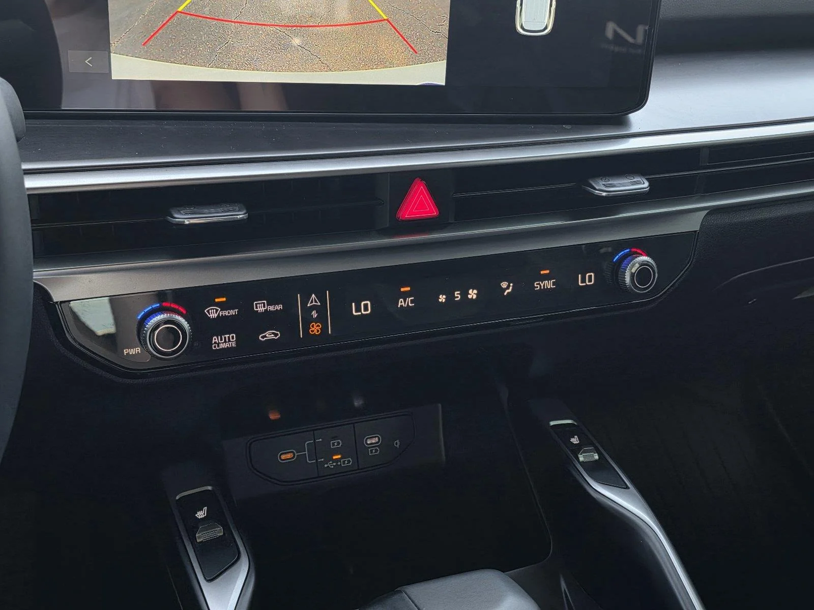 Used 2025 Wolf Gray Kia EX image 18