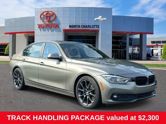  320i シルバー 3シリーズ Used 2017 BMW 3 Series 320i 4D Sedan in Huntersville #THNU12865