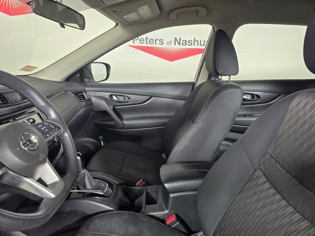 Used 2018 Glacier White Nissan S image 5