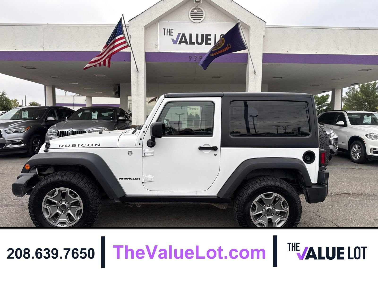 Used 2015 White Jeep Rubicon image 1