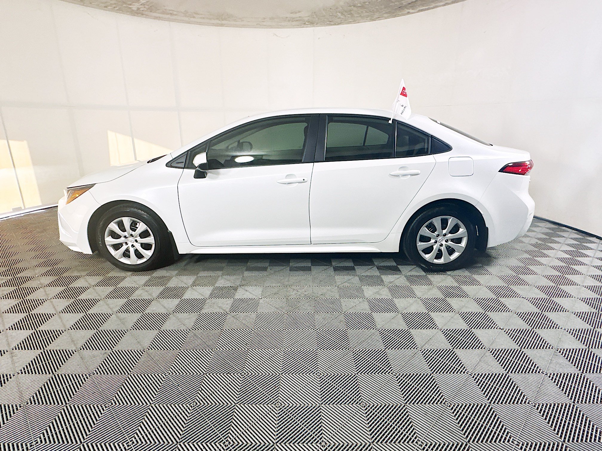 Certified Used 2025 Pearl Toyota LE image 6