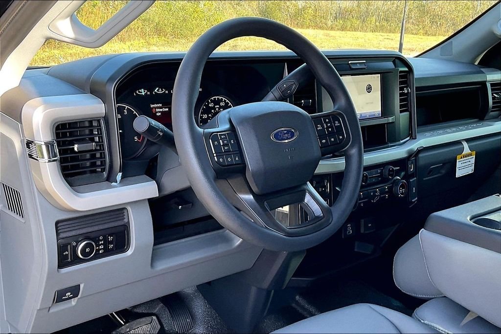 New 2026 Ford Super Duty F-250 XL 4D Crew Cab