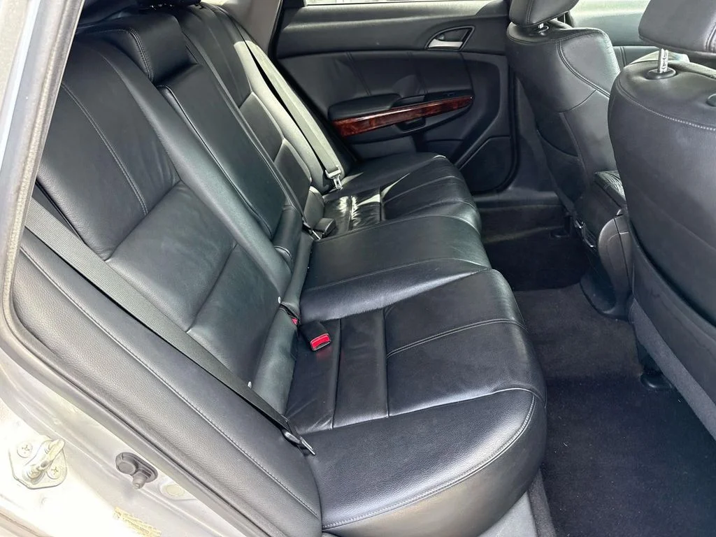 Used 2012 Silver Honda EX-L image 9