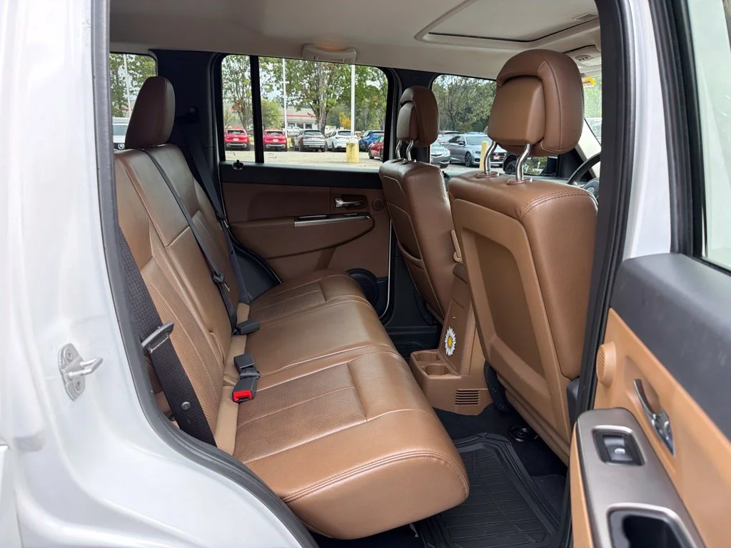 Used 2012 White Jeep Limited image 16