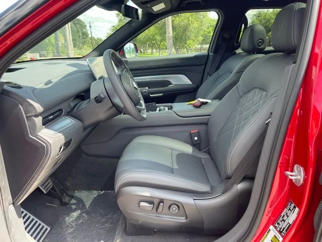 2024 VinFast VF 9 PLUS - Photo 15