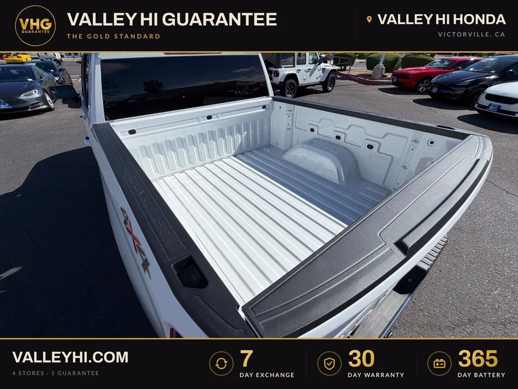 Used 2026 Summit White Chevrolet LT image 10