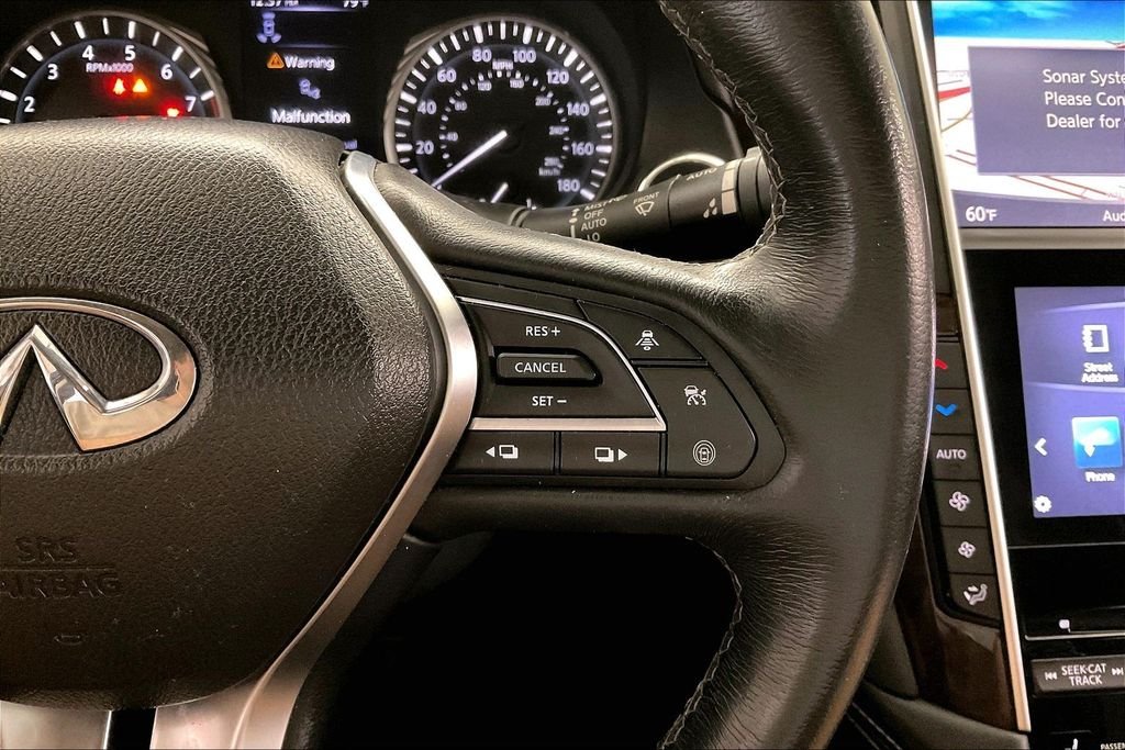 Used 2018 Black INFINITI 3.0t LUXE image 23