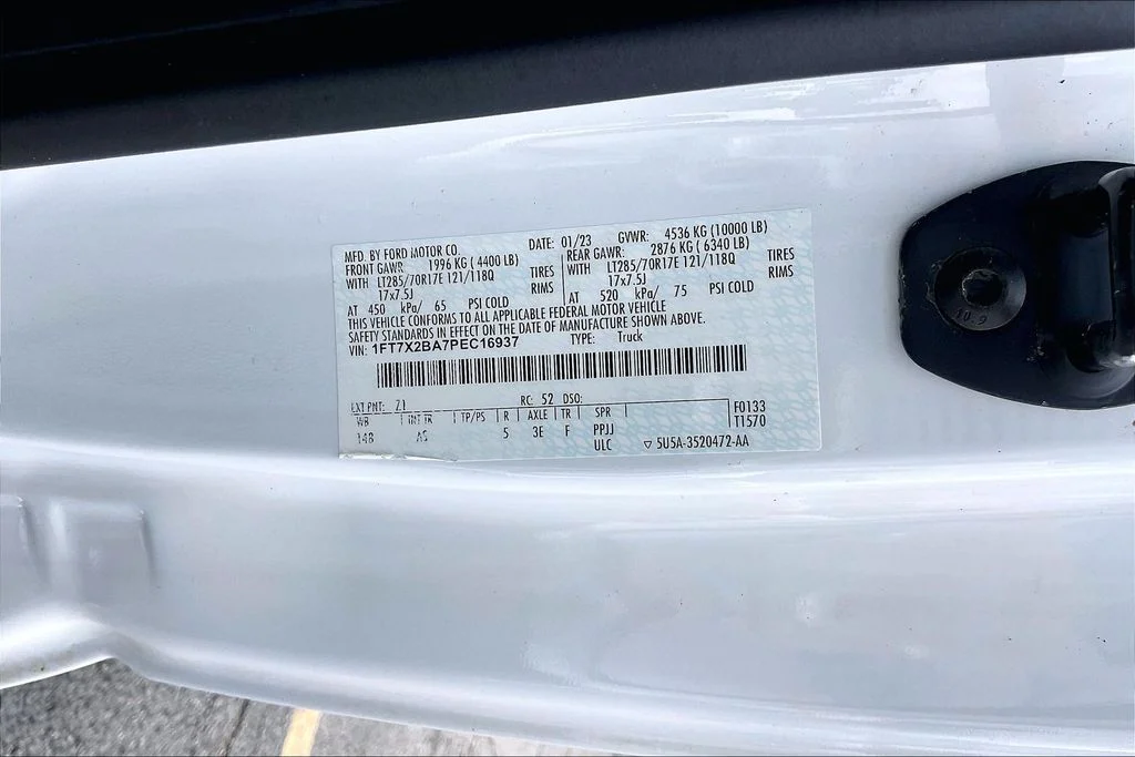 Used 2023 White Ford XL image 33