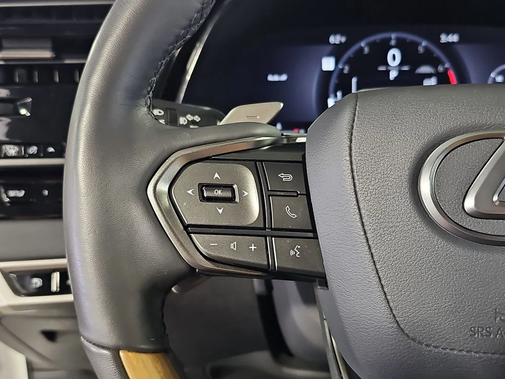 Certified Used 2025 White Lexus 350 Premium image 18