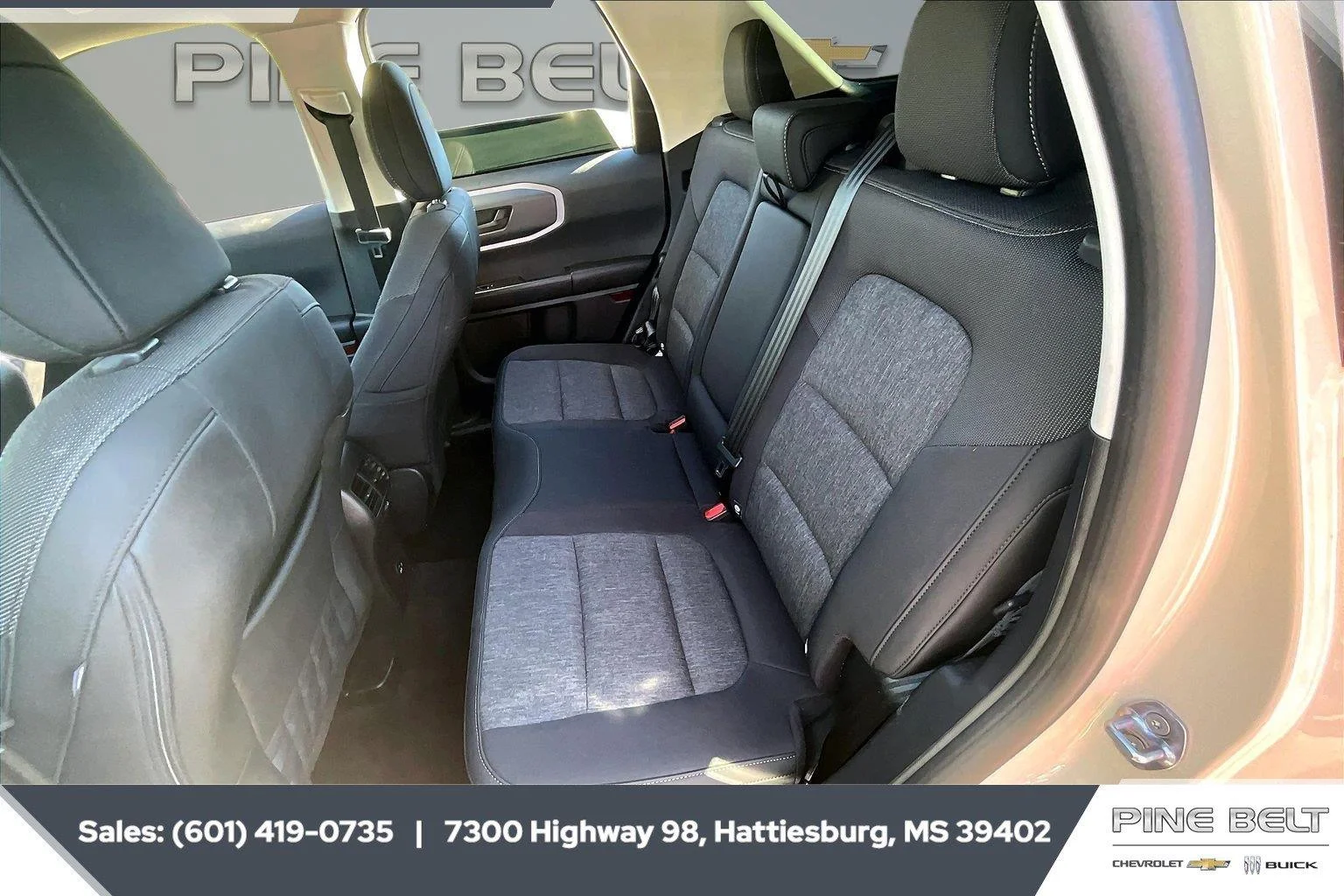 Used 2024 Desert Sand Ford Big Bend image 19