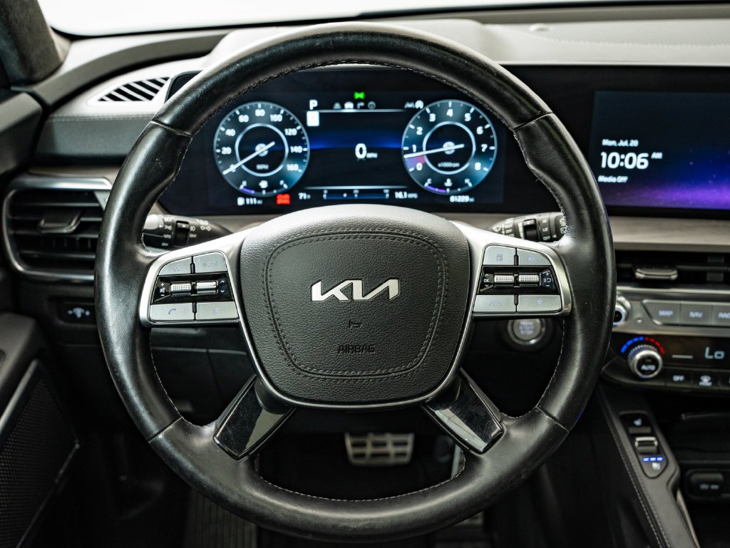 Used 2023 Wolf Gray Kia SX-Prestige X-Line image 41