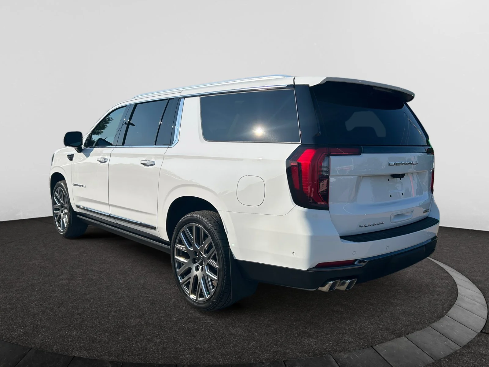 New 2026 Summit White GMC Denali Ultimate image 3