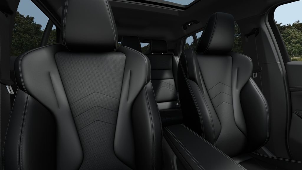 New 2026 Alpine White BMW xDrive28i image 36