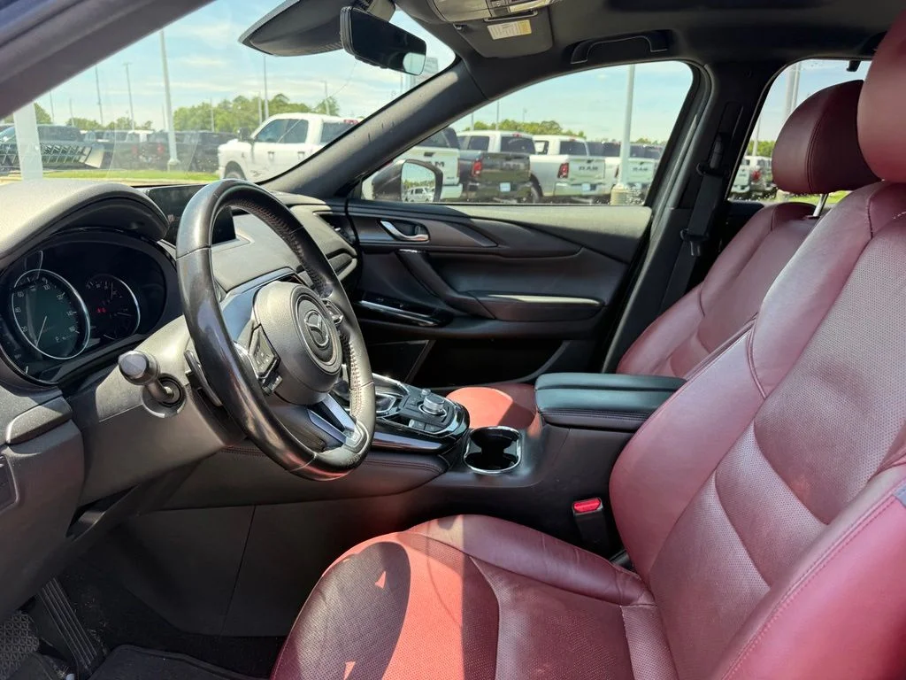 Used 2021 Gray Mazda Carbon Edition image 4