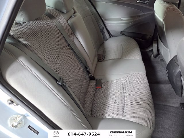 Used 2011 Blue Hyundai GLS image 22