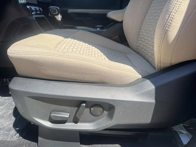 New 2026 Avalanche Ford XLT image 34