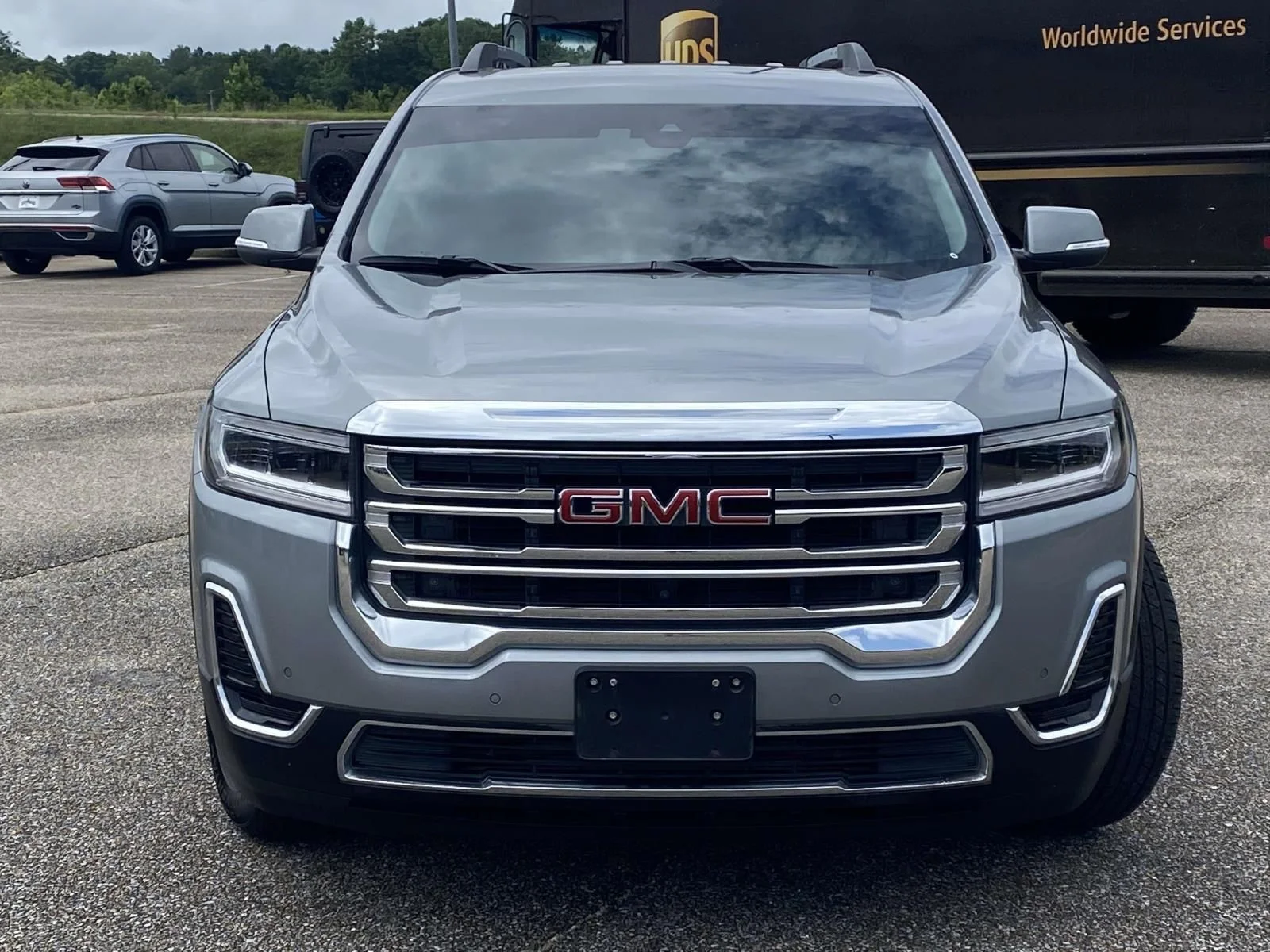 Used 2023 Silver GMC SLE image 2